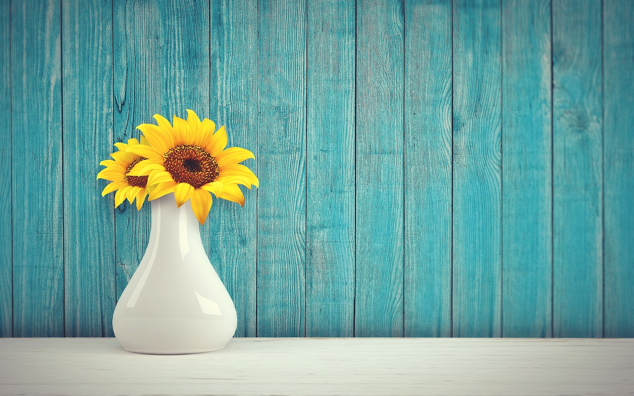 Interieur met frisse lente decoraties. Interieur met frisse lente decoraties.
